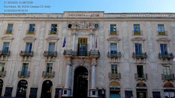 Piazza Università